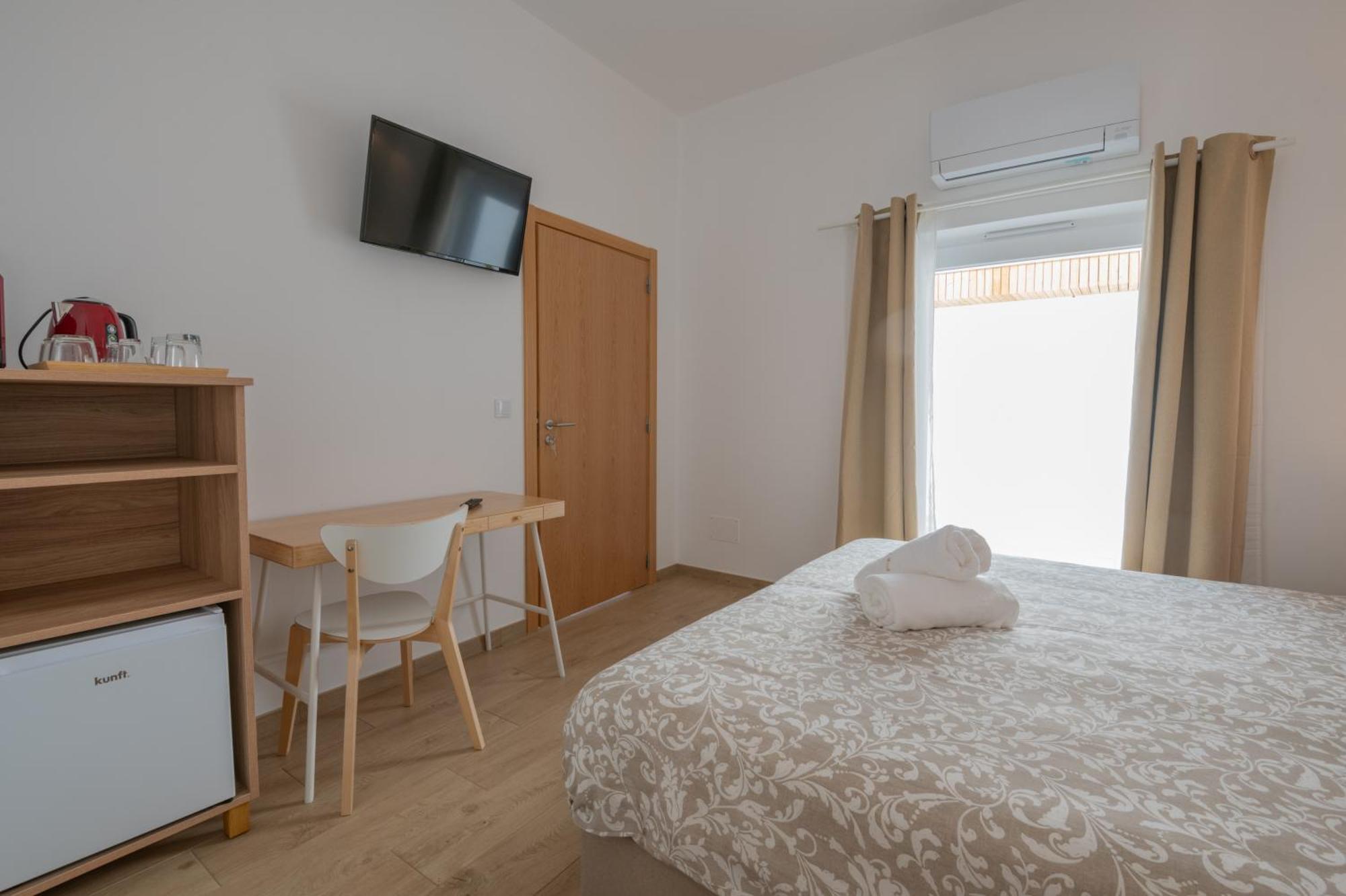 Villa Harbour Rooms & Apartments Vila Nova de Milfontes Bagian luar foto